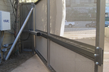 Steel swing gate