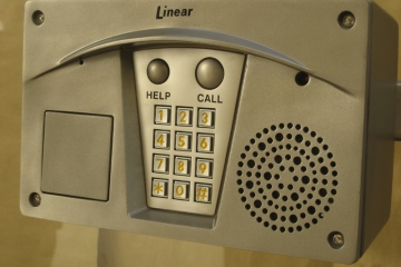 Linear RE-2 telephone entry system