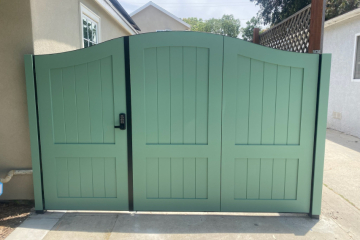 Composite Swing Gate