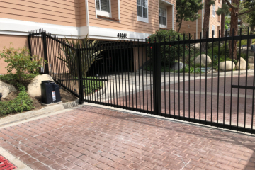 Liftmaster Swing Gate Operatro - Marina Del Rey CA.jpg