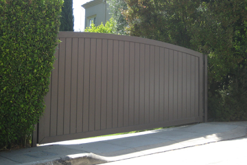 Swing driveway gate, Redwood cover.