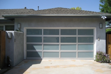 Aluminum glass garage door